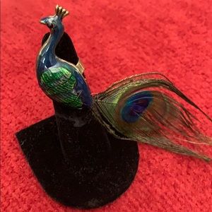 Peacock ring. 💕 Perfect for you.